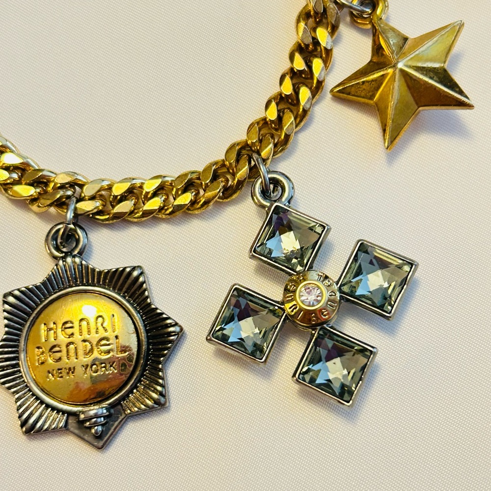🔥NWOT🔥 Henri Bendel Military Charm Swag Bag Charm/ Keychain/ Bracelet - Picture 4 of 12